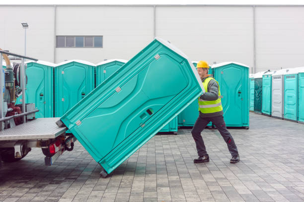 Porta potty delivery and setup in Jacksonville Beach, FL