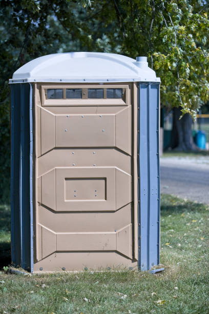 Best Portable restroom trailer rental  in Jacksonville Beach, FL